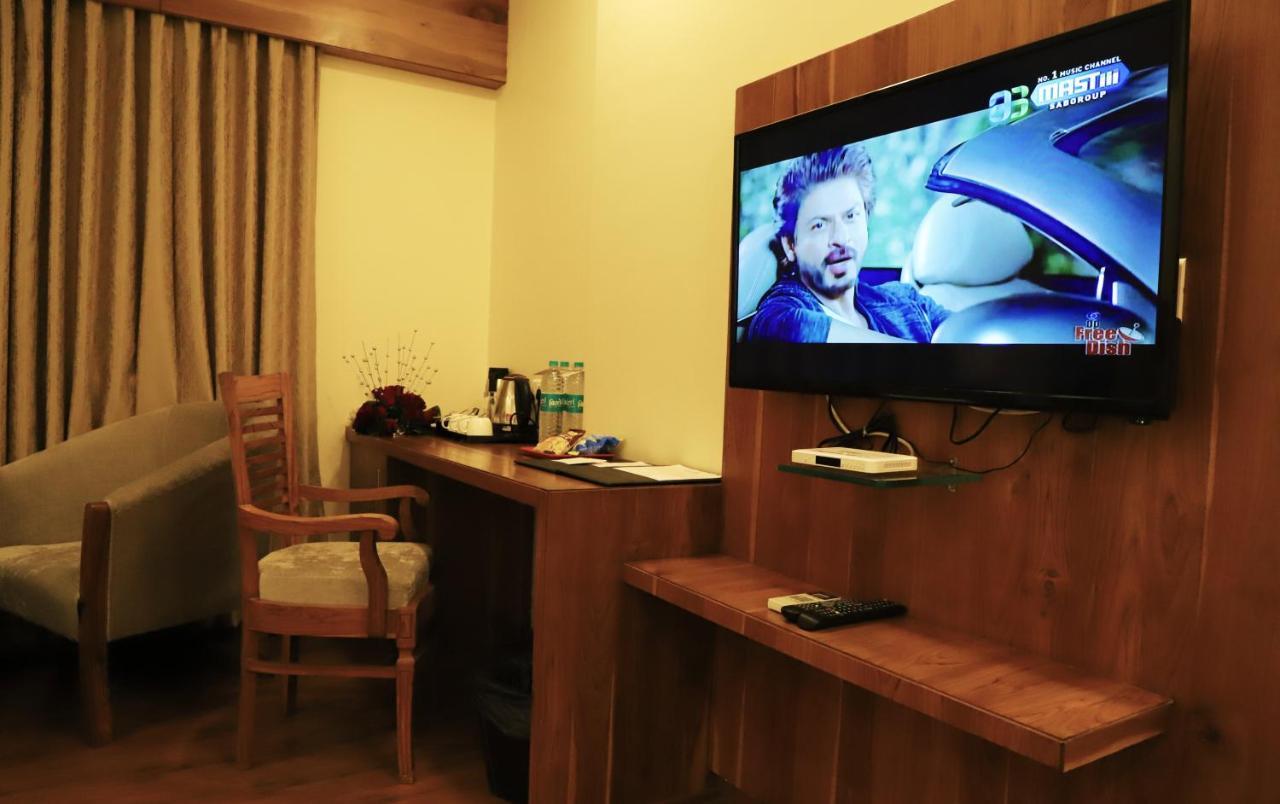 Sai Neem Tree Hotel 쉬르디 외부 사진