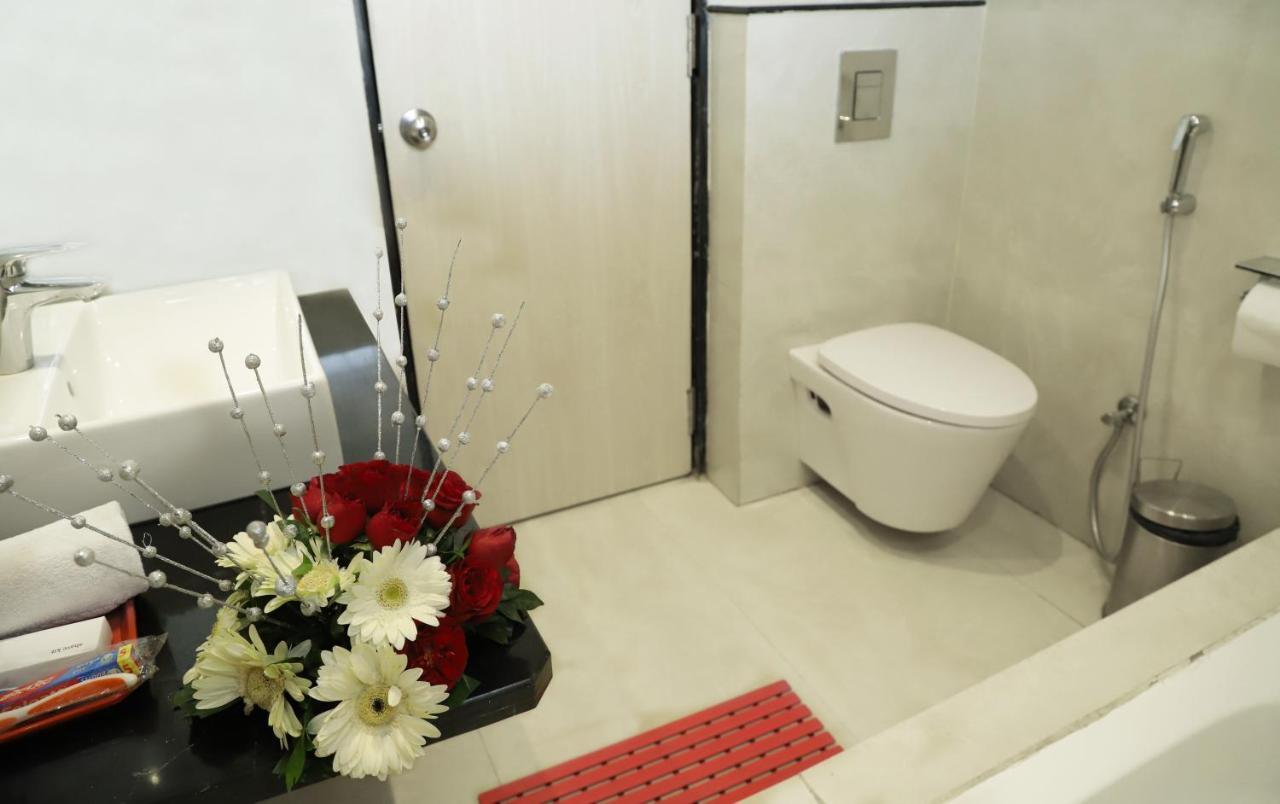 Sai Neem Tree Hotel 쉬르디 외부 사진
