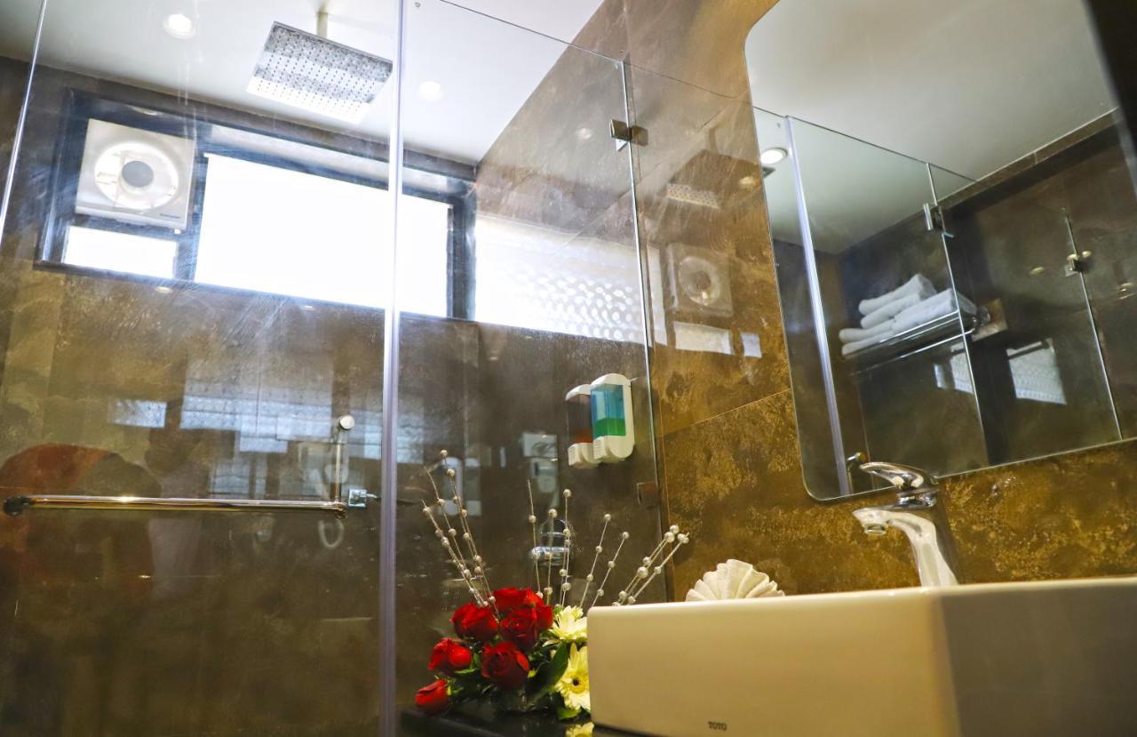 Sai Neem Tree Hotel 쉬르디 외부 사진